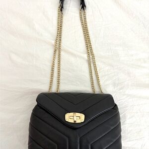 Elegant Black Quilted Shoulder Bag